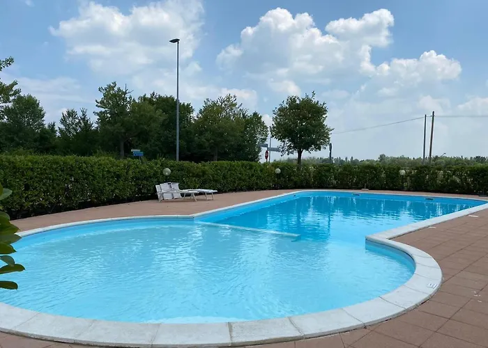 La Lanterna - Appartamenti In Residence Con Piscina
